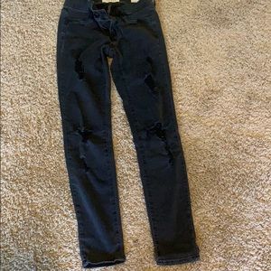 Girls Black Distressed Jegging